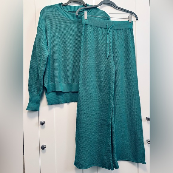 Pants - Teal Blue Wide Leg Knit Comfy Cozy two Piece Women’s Lounge Set Sz MED NEW!